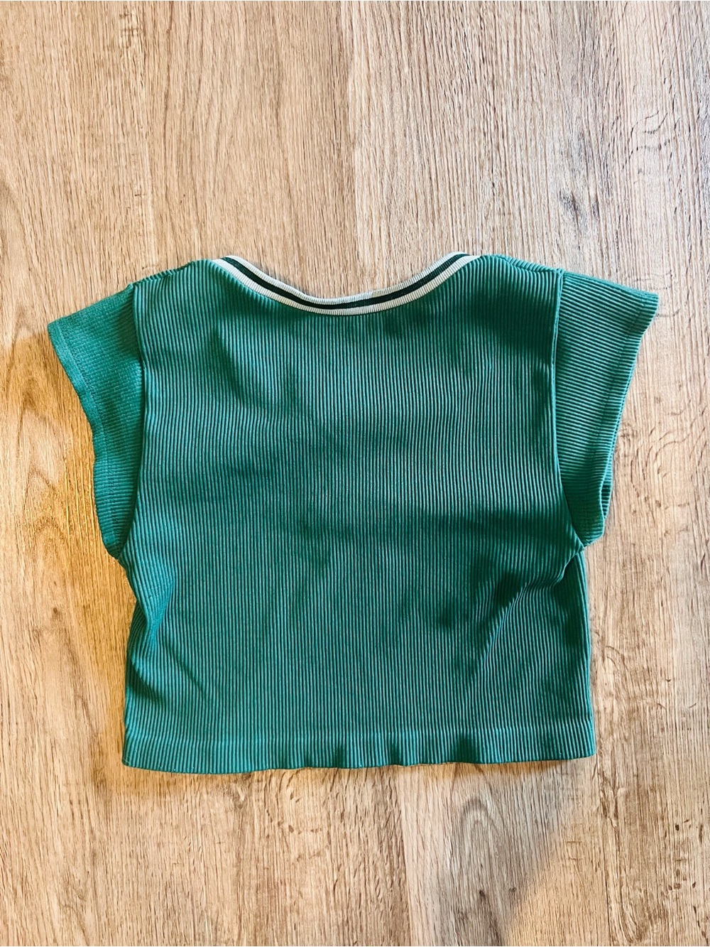 Urban Outfitters Green Ribbed Crop Top - Picture 4 of 4